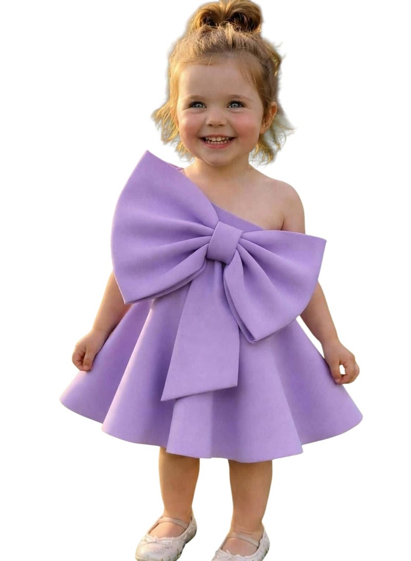 Finco girls dress suitable for ages 2 to 5 years