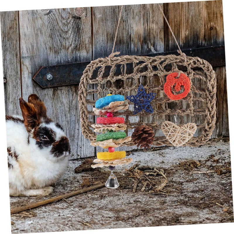 Natural Hanging Rabbit Chew Toy for Small Pets Teeth Grinding Wear Resistant - Image 5