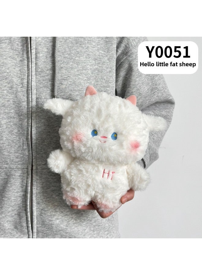 إسكدنيا دمى ألعاب من القطيفة - لعبة محشوة ناعمة وربطة عنق وقميص مقلم باللون الأزرق والأصفر وسروال بني - اللون: Hello Little Sheep 22 سم - الارتفاع: 8 بوصة (لون شعر عشوائي) - Image 1