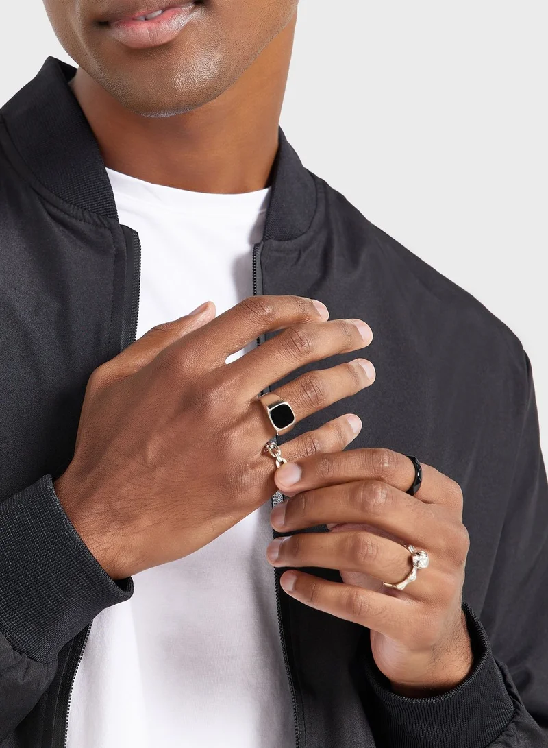 Seventy Five 4 Pack Mix Skull Statement Ring Set