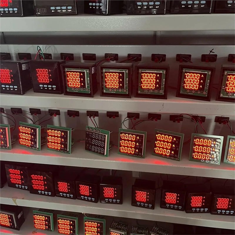 عداد لوحة رقمية متعددة الوظائف 96x96 مم، أميتر ثلاثي الطور بشاشة LED، مقياس جهد، RS485، Modbus RTU - Image 3