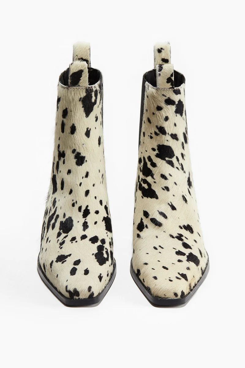 اتش اند ام بووت من الجلد