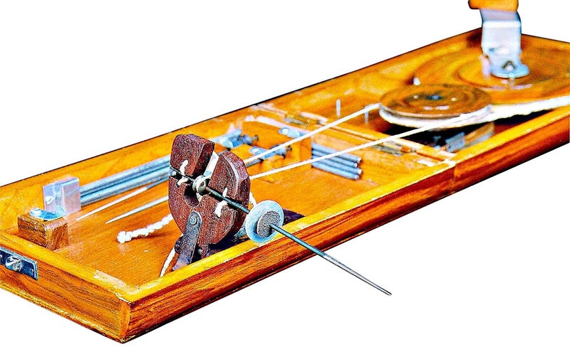 Aks Creations Gandhiji Traditional Wooden Book Charkha for Spinning Crafted in India Showpiece for Home Decor - Image 2