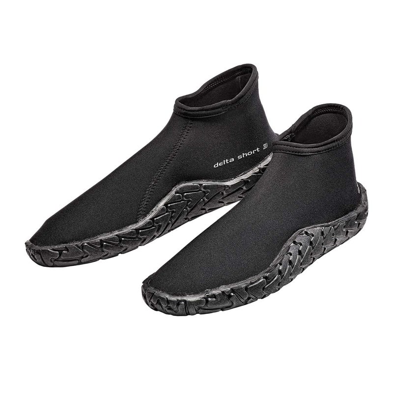 SCUBAPRO Delta 3mm Short Diving Boot with UltraGrip Sole for Tropical Scuba Diving and Snorkeling Made of NylonNeoprene Material Medium - Image 2