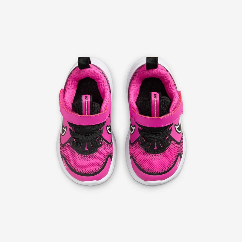 Nike Kids' Cosmic Runner Shoes