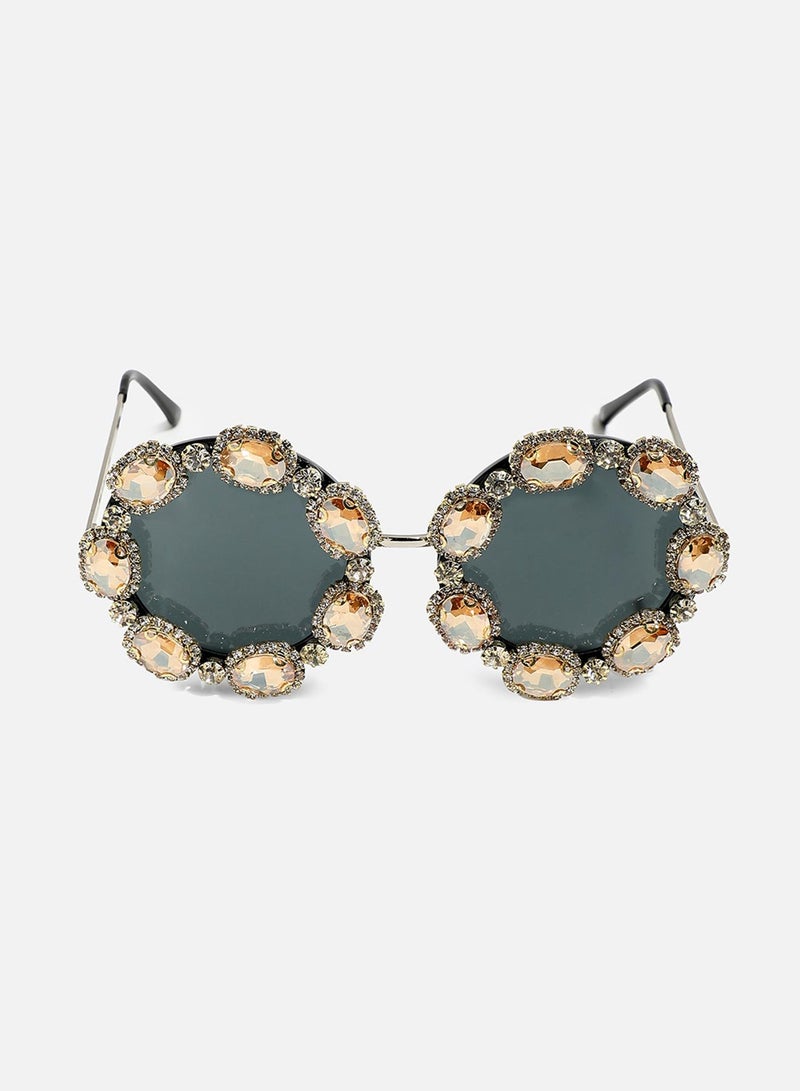 SOHI Enchanting Elegance: Embellished Artificial Sunglass Jewellery - Image 2