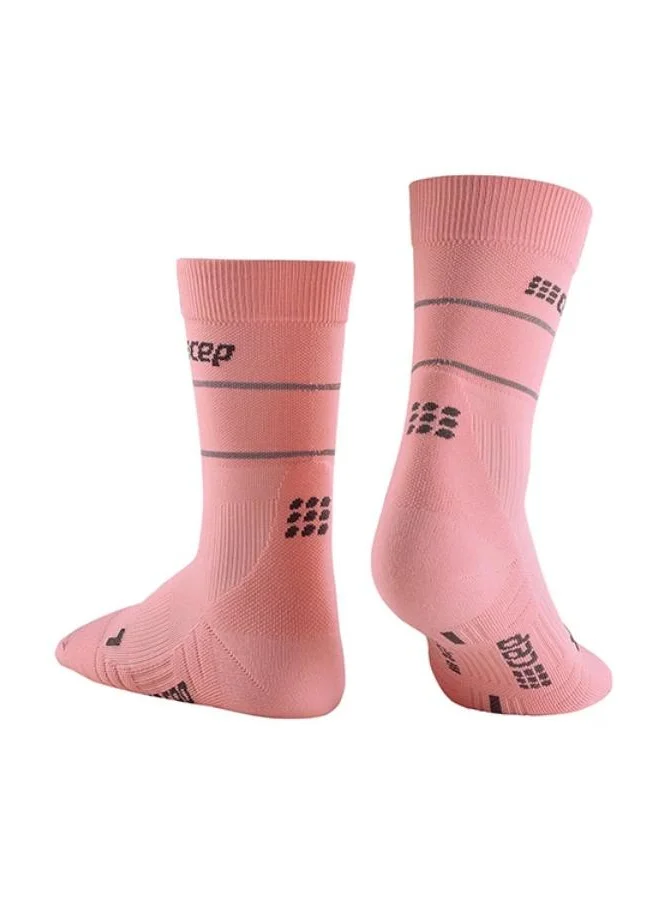 سي إي بي CEP - Reflective Compression Socks Mid Cut Light Rose Women