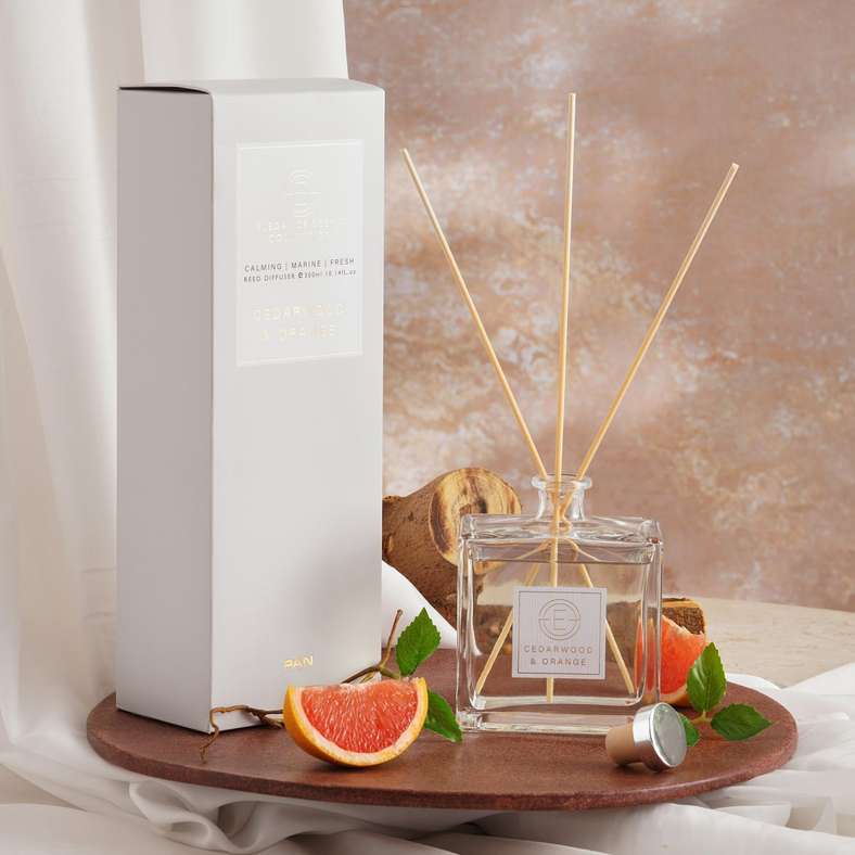 Elegance Cedarwood Orange Reed Diffuser 300ml - Grey