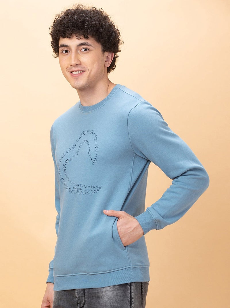 Being Human سويت شيرت بيينغ هيومان باللون الأزرق الشامبرية بتصميم عادي للرجال - Image 1