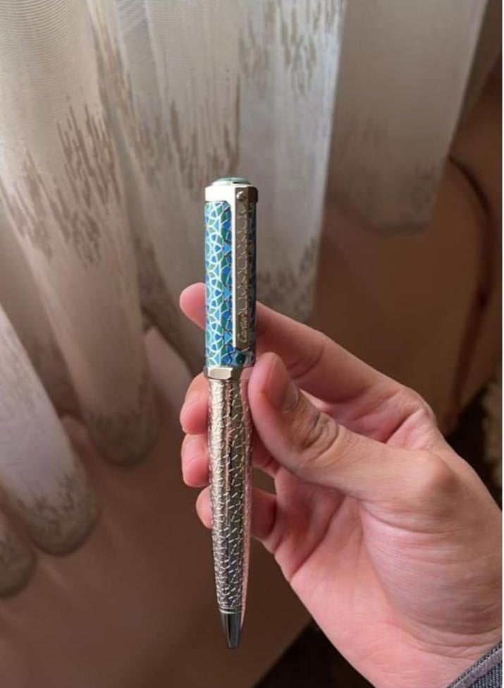 كاتيرا قلم عالي الجودة وأنيق بتصميم مريح وناعم