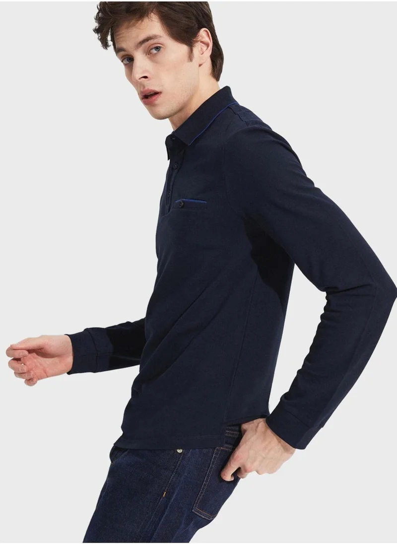 JUNE Essetial Textured Crew Neck Sweatshirt