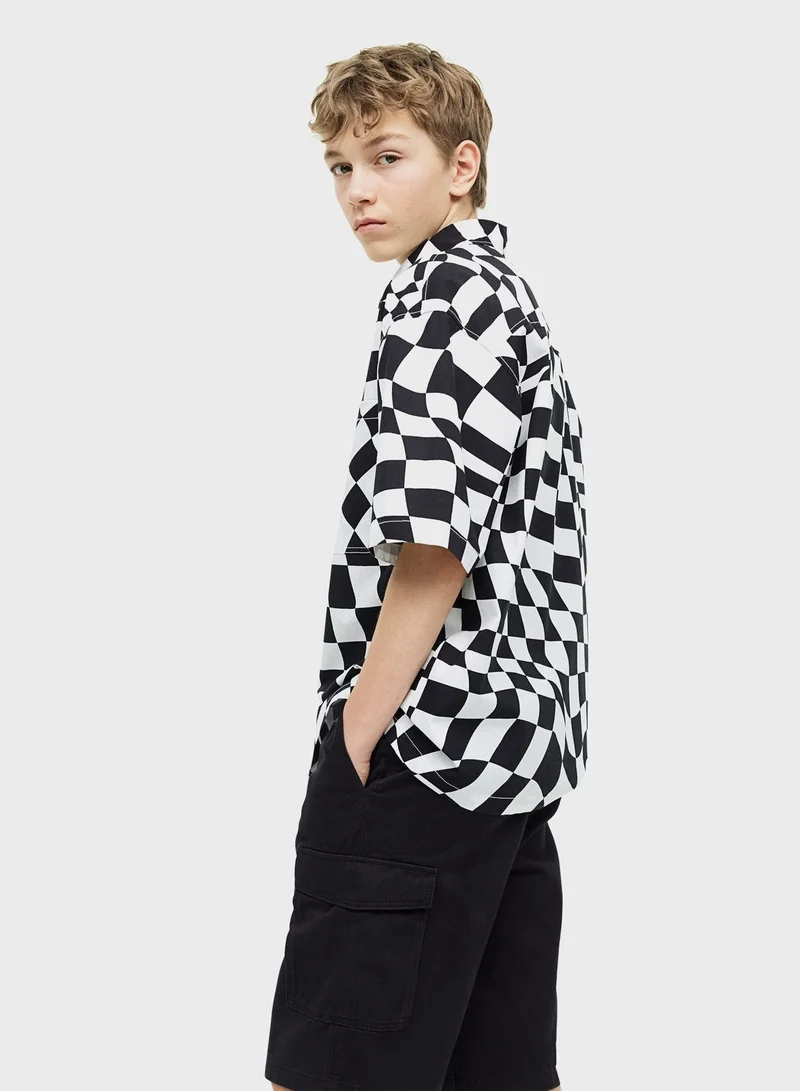 اتش اند ام Kids Essential Twill Cargo Shorts