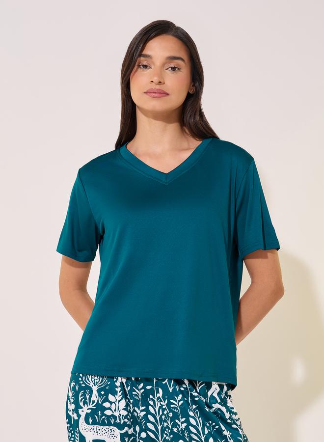 Take Two Take Two Solid V Neck T-Shirt and Printed Straight Pyjama Pants Set - Image 3