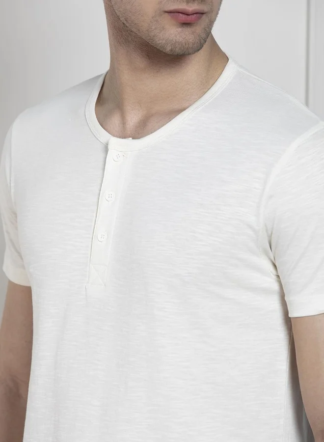 Dennis Lingo Men's Ecru 100% Cotton Solid Pattern Regular Fit T-Shirt