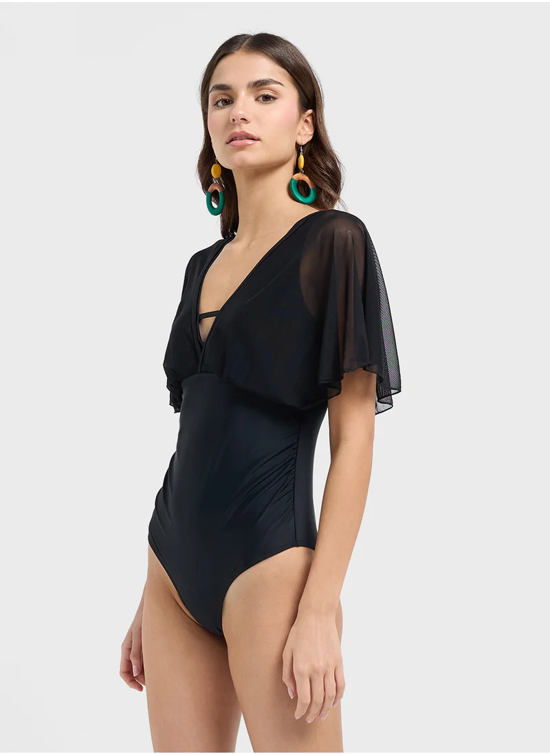 جينجر Sheer Mesh Cape Sleeve Swimsuit