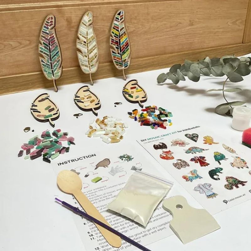 DIY Mosaic Kit 18x6x0.7cm Wooden Feather-Shaped Base - Colorful Glass Mosaic Pieces All-Inclusive Materials for Home Decor Craft Lovers Teens Adults - Image 4