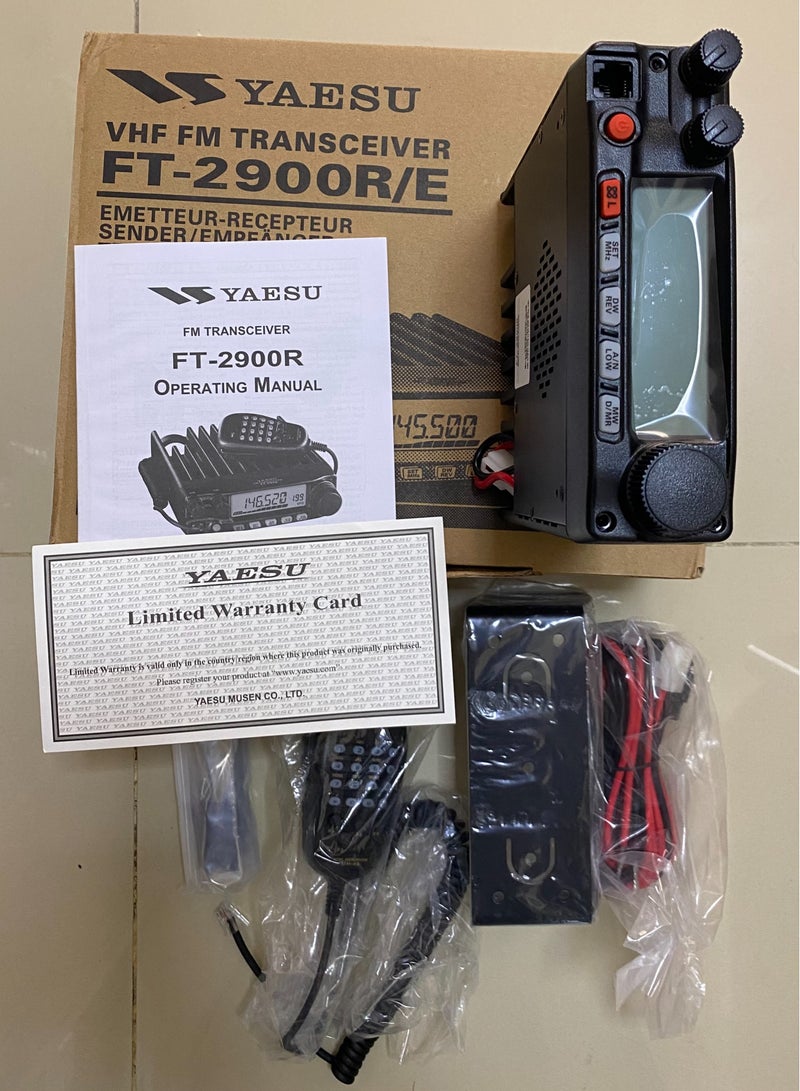 75 وات جهاز  راديو ياسو Yaesu FT-2900R / E 75 وات 136-174 ميجا هرتز VHF FM CAR جهاز الإرسال والاستقبال CB راديو قاعدة للخدمة الشاقة .  - Image 1