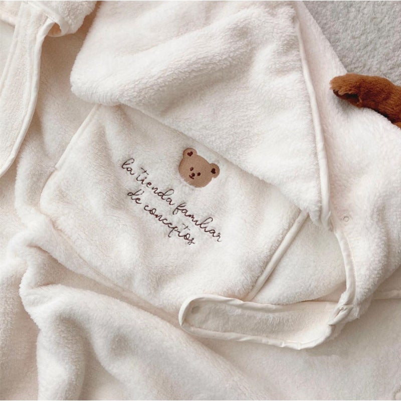 South Korea Sale Embroidered Baby Bear Baby Strap Blanket Windshield Trolley Warm Blanket Portable Cover Holding Blanket - Image 4