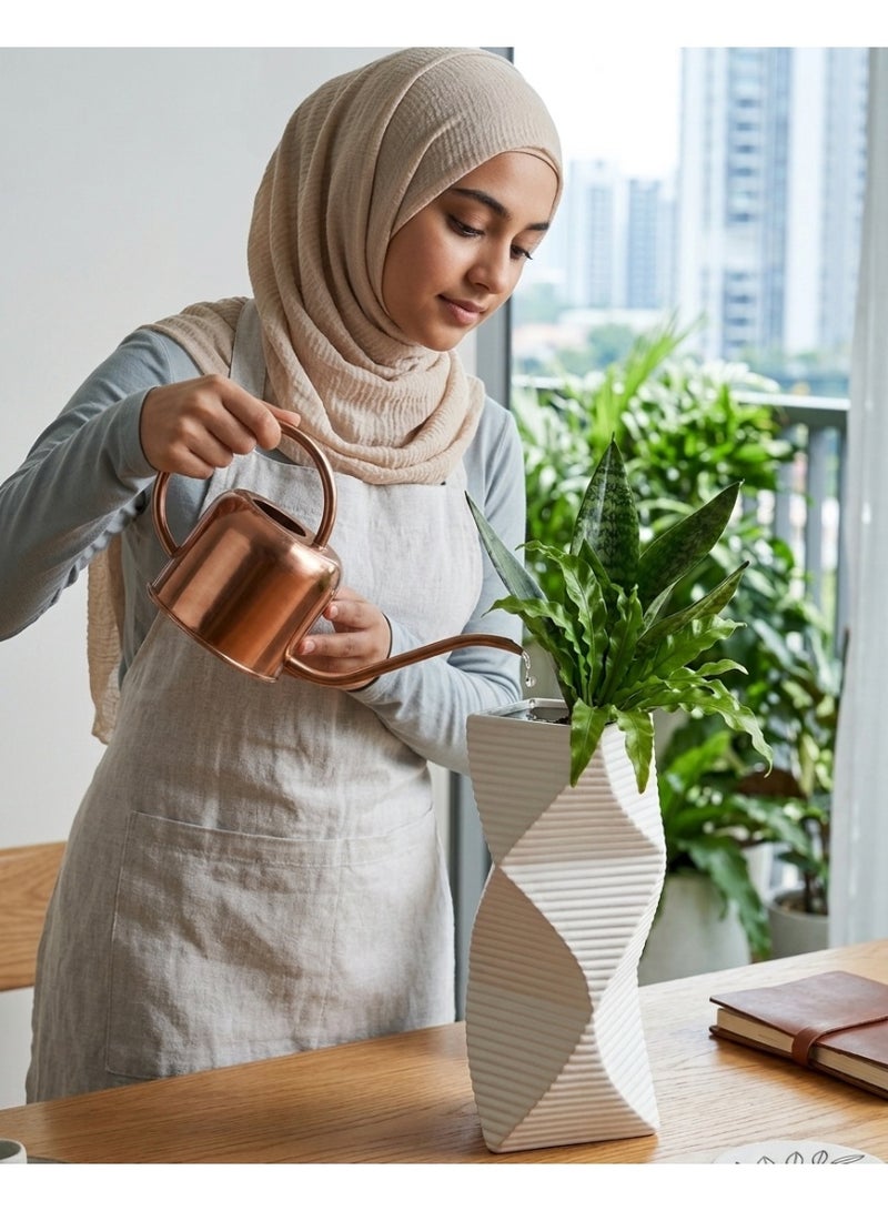 ىمارالد مزهرية سيراميك مثلثة الشكل بتصميم عصري ملتوي، لون أبيض مطفي، مزهرية زهور مزخرفة بتصميم بسيط للمنزل والمكتب وغرفة المعيشة وديكور الطاولة. - Image 5