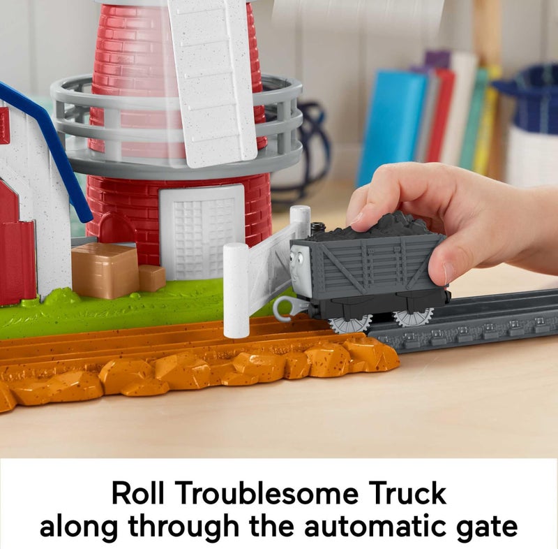 Thomas & Friends Windmill destination playset for preschool kids ages 3 years and older - Image 4