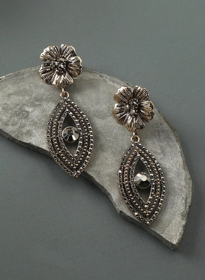 SOHI Hanging Eye Flora Artificial Drop Earring Jewellery