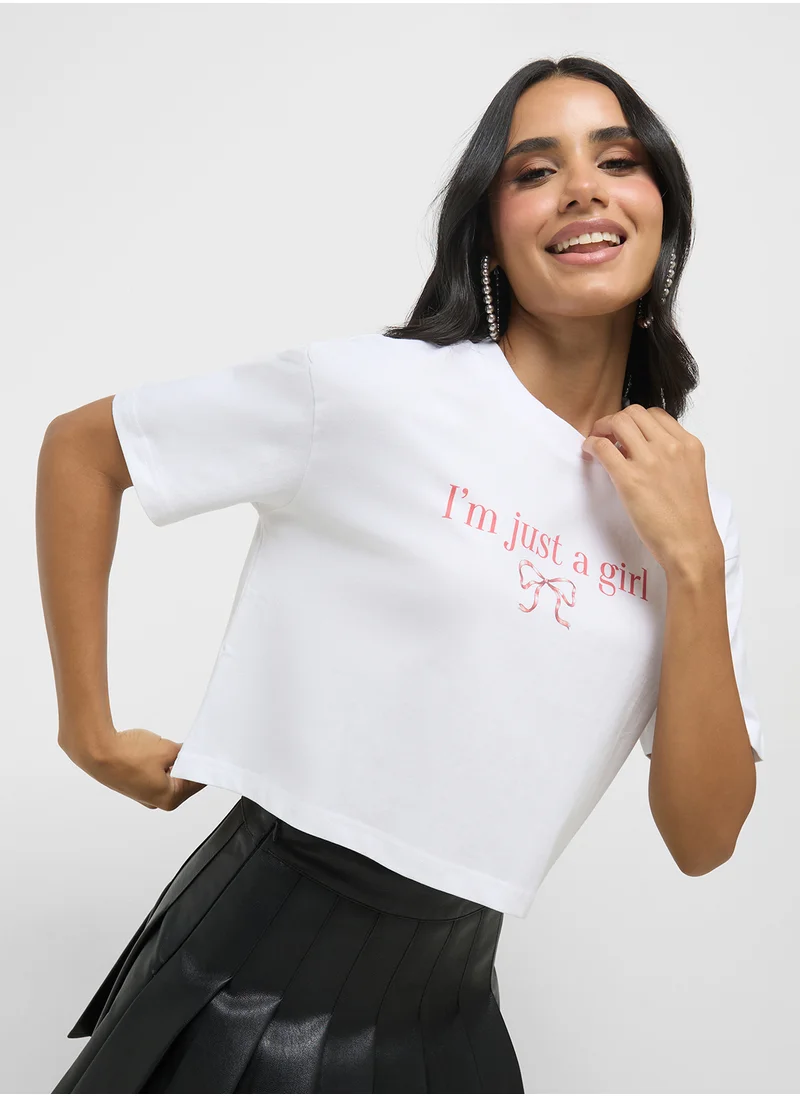 جينجر Boxy Slogan T-Shirt
