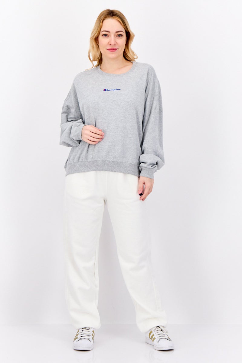 Champion سويت شيرت رياضي نسائي بأكمام طويلة مناسب في الهواء الطلق، رمادي - Image 4