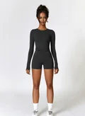 كون.يوغا Licorice Black