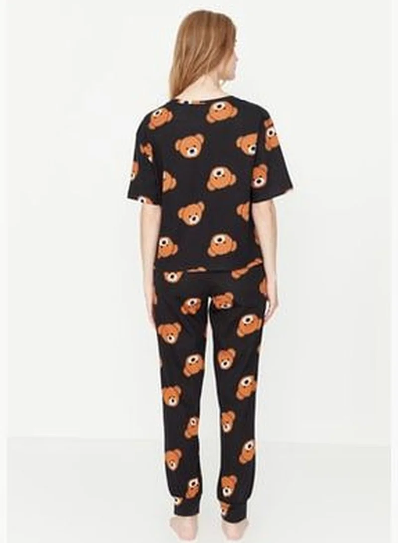 trendyol Black Teddy Bear Printed Cotton T-shirt-Pants and Knitted Pajamas Set THMSS21PT0195