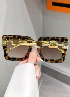 Shein Plastic Frame Square Fashion SUNGLASSES  - Image 4