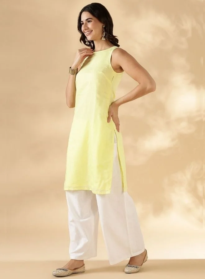 Abhishti Solid sleeveless kurta