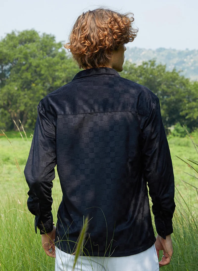Campus Sutra Campus Sutra Men's Midnight Black Cubic Velvet Utility Shacket For Casual Wear | Spread Collar | Long Sleeve | Button Closure | Overshirt/Shacket Crafted With Comfort Fit For Everyday Wear