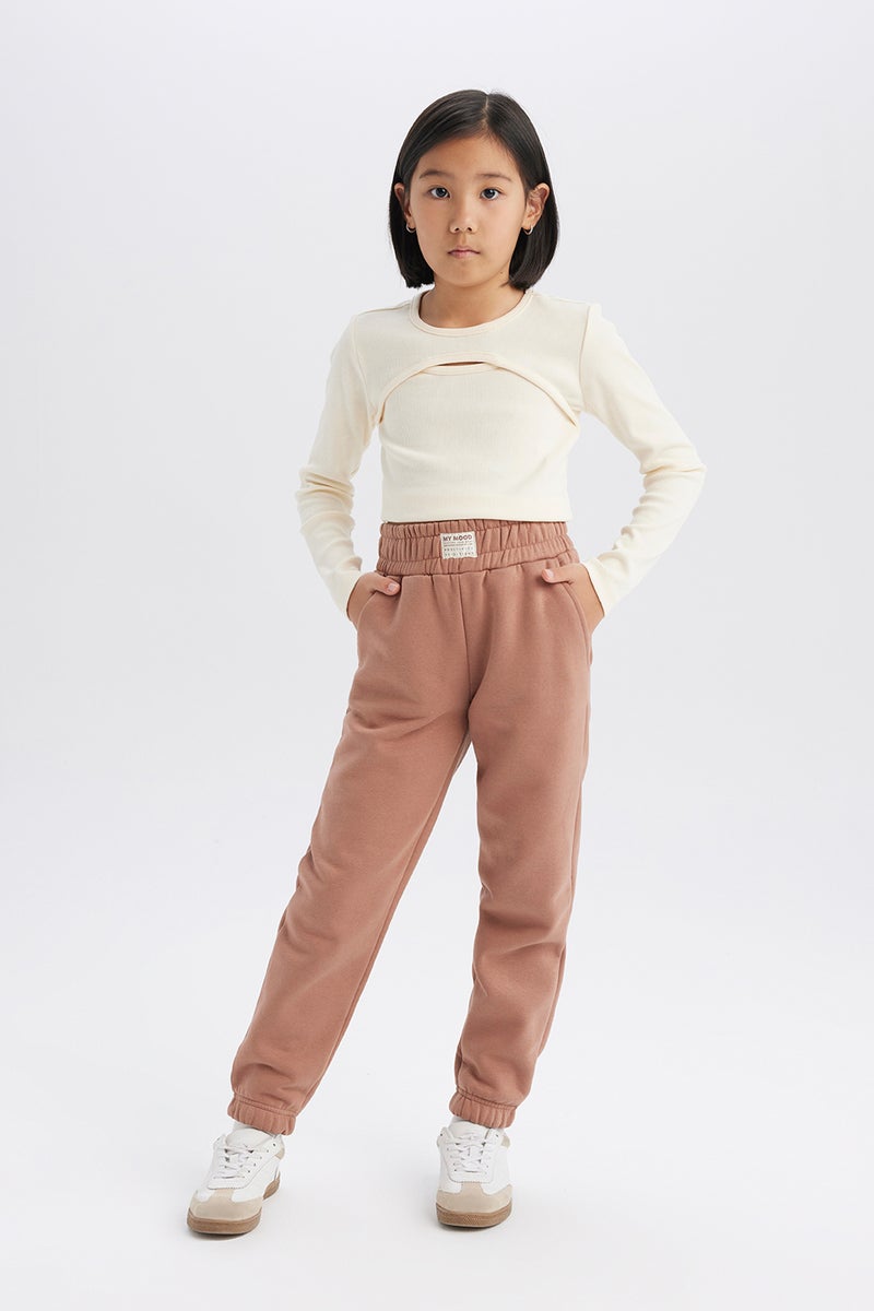 DeFacto Girl Standard Fit Elastic Waist Jogger Sweatpants  - Image 4