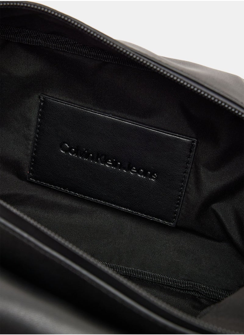 Logo Monogram Washbag
