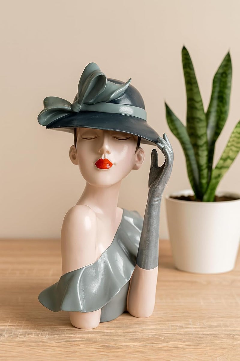 B&D تمثال سيدة عتيق من B&D - ديكور منزلي خزفي - Image 1