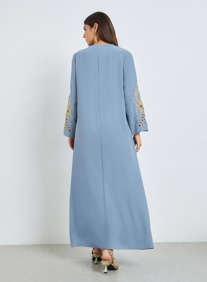 أميرة جلابية مطرزة بياقة على شكل حرف V - أزرق - Image 3