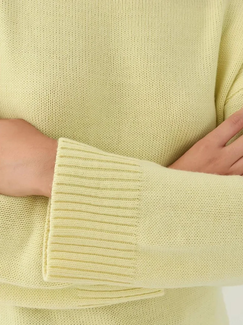 هيكاب كنزة بياقة دائرية مريحة