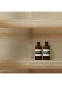 Aesop Aesop Amazing Face Cleanser | Non-Drying, Enhanced with Purifying Mandarin Rind | Cleanses Skin of Oil and Grime | 6.7 oz  - Image 4