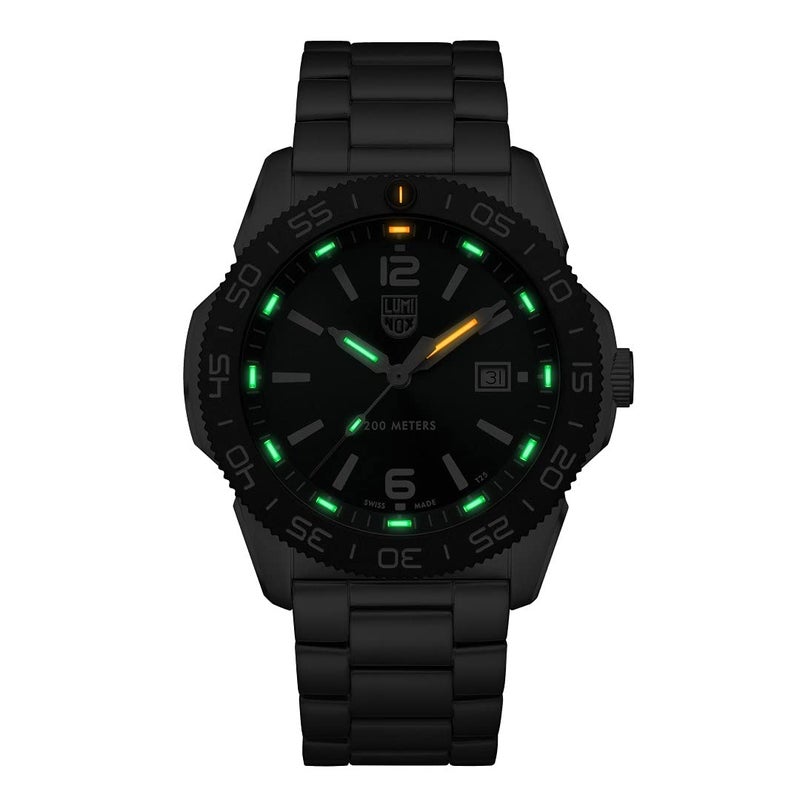 Luminox Luminox - Pacific Diver XS.3137 - Mens Watch 44mm - Dive Watch in Silver/Green Date Function - 200m Water Resistant - Sapphire Glass - Mens Watches - Made in Switzerland  - Image 2