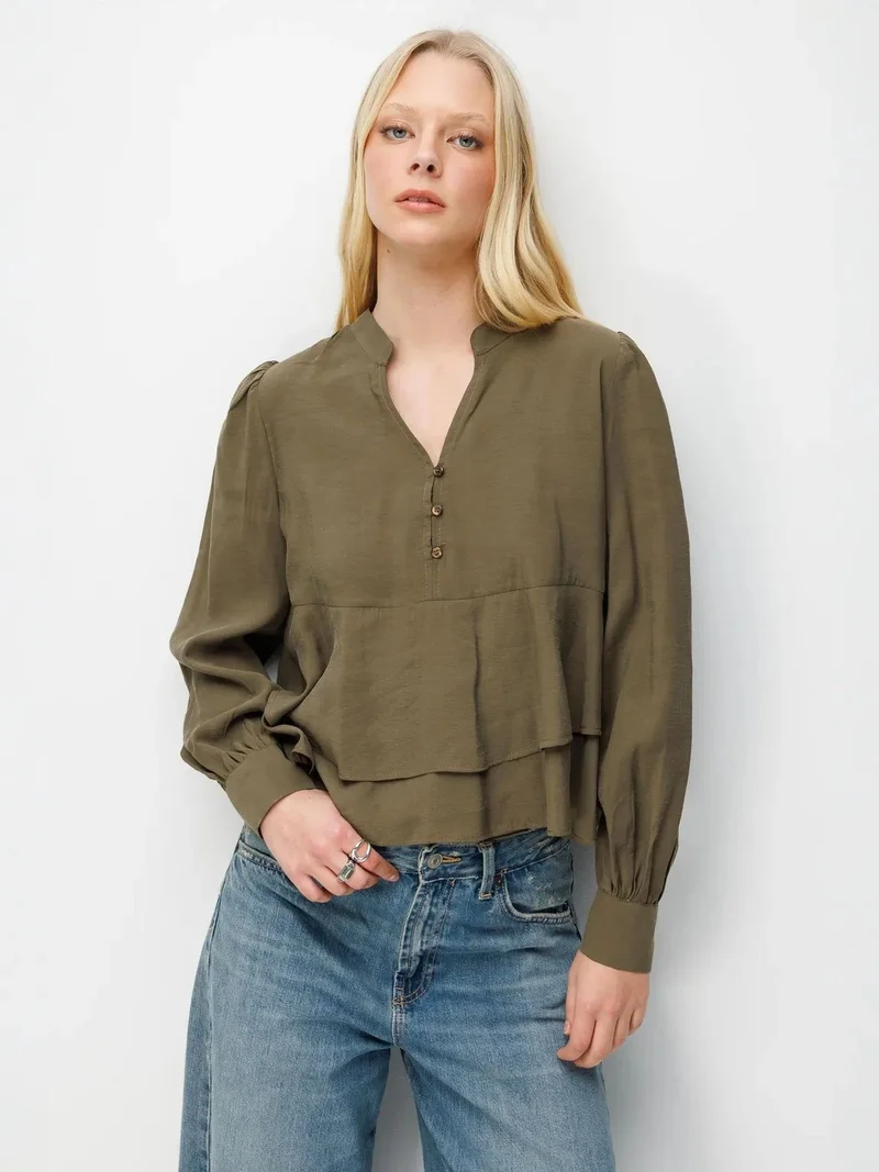 MixRay MIXRAY Frilly V-Neck Button-Up Blouse