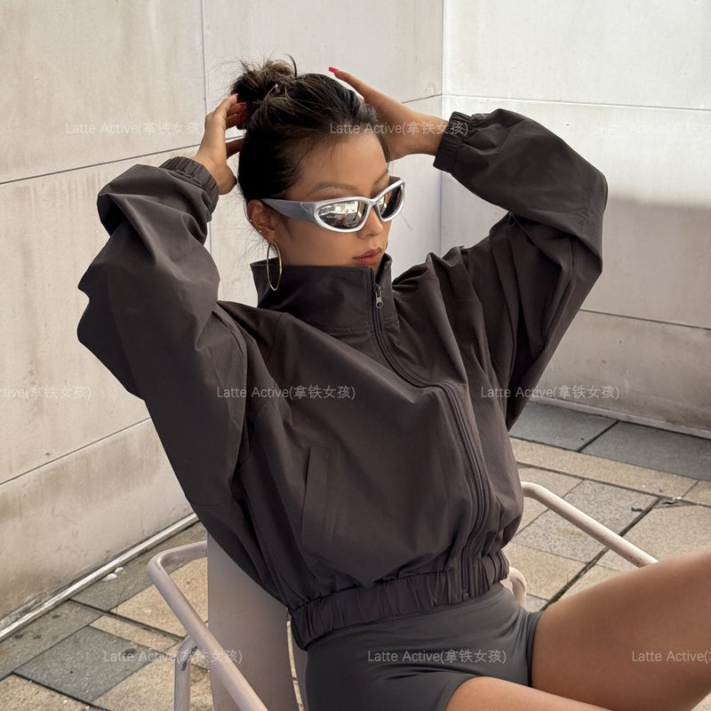 Women's Loose Fit Zip-up Crop Jacket - Image 2