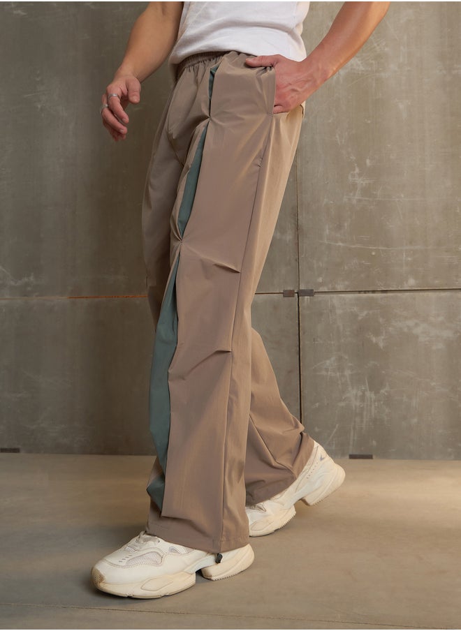 SASSAFRAS Front Invert Pleat Baggy Parachute Pants  - Image 3