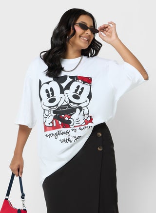 Mickey & Minnie Plus Size Oversize Graphic T-Shirt - pzsku/Z330F8496E41918297614Z/45/_/1742375146/f81a4c9a-6fa9-40cf-b7b7-cbbea60637ed