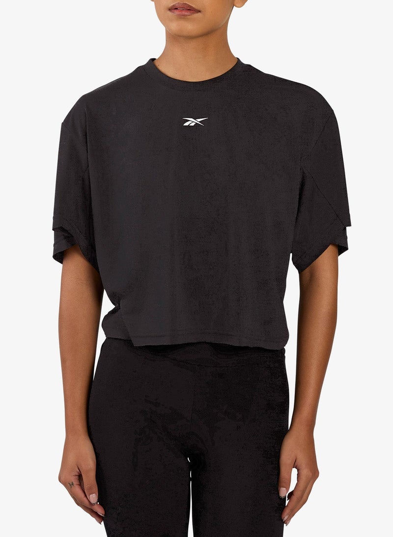 Reebok Lux Batwing Graphic T-Shirt - Image 1