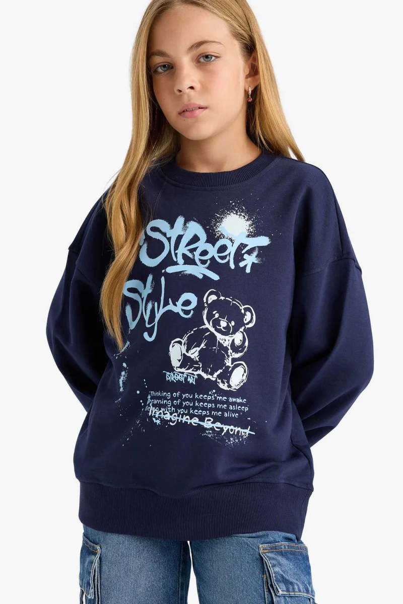 ديفاكتو Girl Oversize Crew Neck Printed Back Sweatshirt
