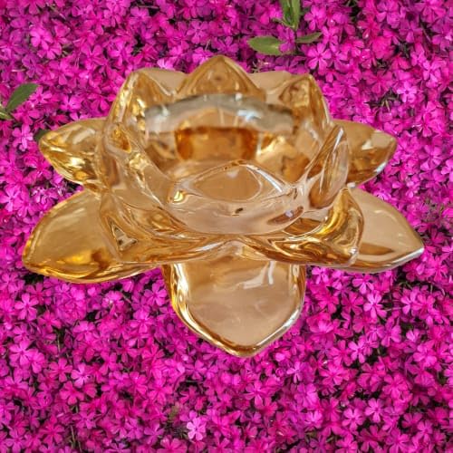 Mirakii Mirakii Glass Golden Colour Lotus Flower Tea Light Candle Holder for Home Decoration on Diwali Christmas or Eid  - Image 4