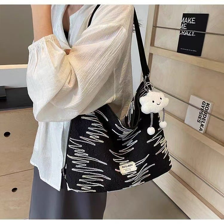 Women's Embroidered Fabric Shoulder Bag 3-in-1 - Image 4