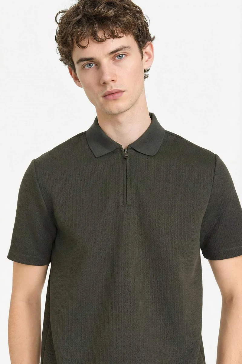 ديفاكتو Regular Fit Short Sleeve Polo T-Shirt