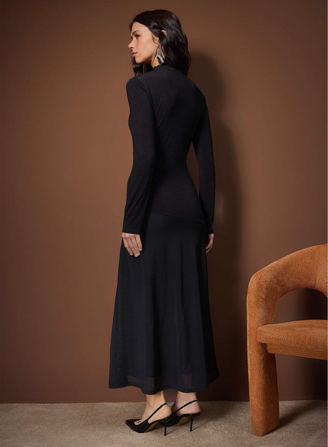 trendyol فستان ميدي طويل الأكمام من التول مزين بتفاصيل على شكل A-Line/جرس باللون الأسود قابل للتمدد ومصنوع من الصوف - Image 4