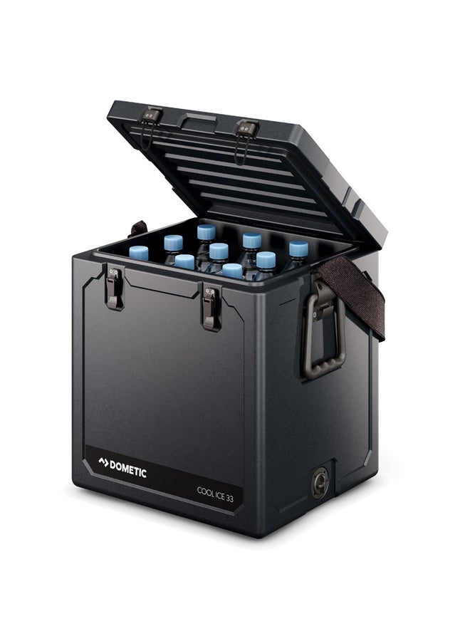 Ice box for trips, Black, capacity 33 L
